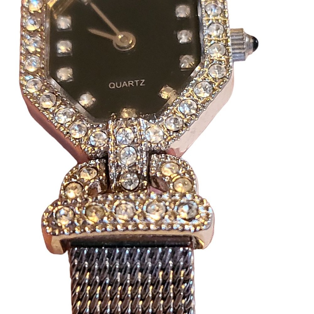 Avon ELIZABETH TAYLOR SILVER TONE LADIES WATCH MIDNIGHT ROMANCE - Picture 5 of 6